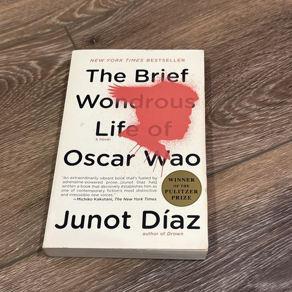 The‎ Brief Wondrous Life of Oscar Wao (2008-11-09) By Junot Diaz - A Novel